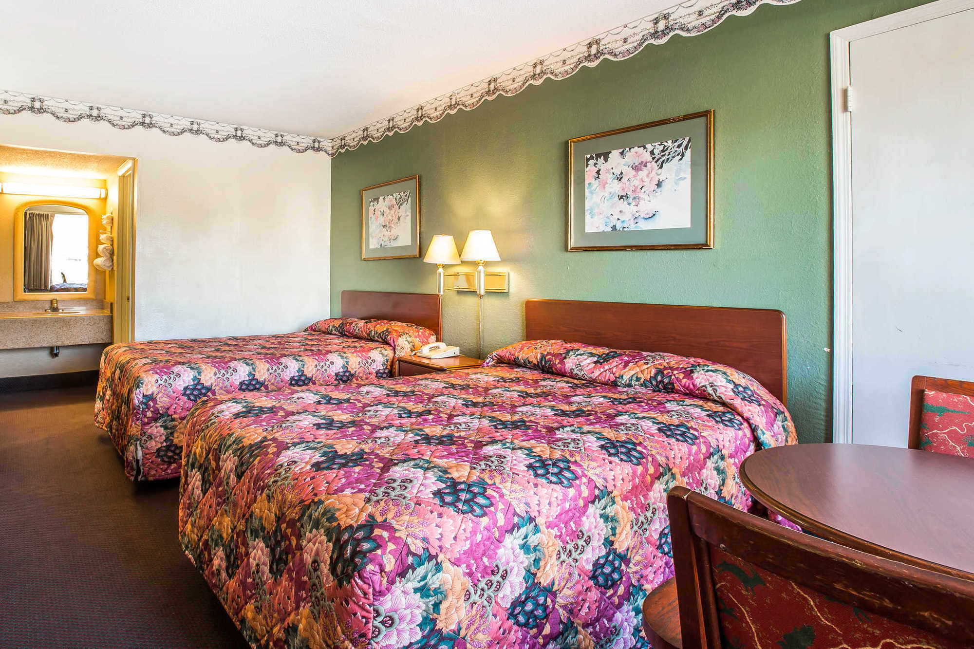 Relax Inn Milledgeville Phòng bức ảnh